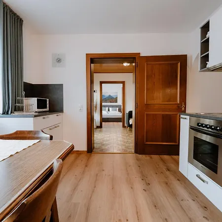 Falkner Apartmán Roppen